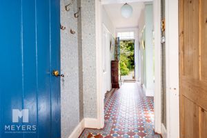 Photo 25- click for photo gallery